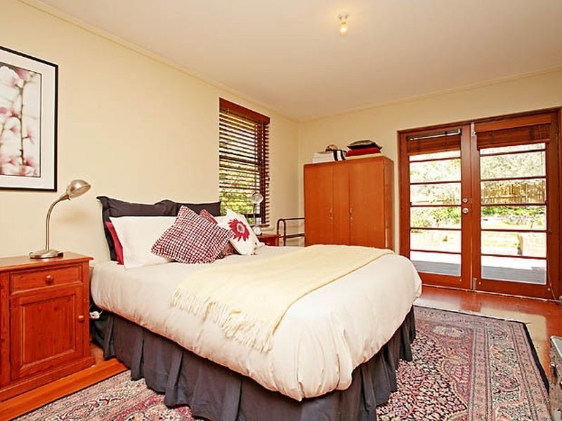 54 Stuart Street, Griffith ACT 2603