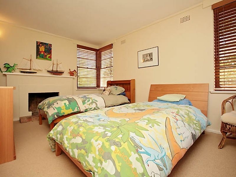 54 Stuart Street, Griffith ACT 2603