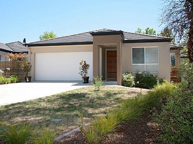 34 Launceston Street, Lyons ACT 2606