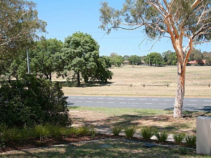 34 Launceston Street, Lyons ACT 2606