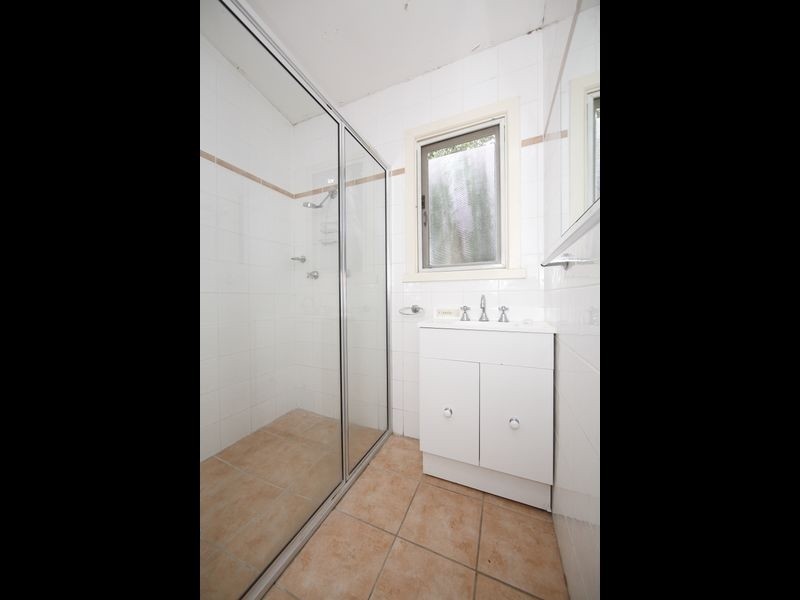 120 Captain Cook Crescent, Narrabundah ACT 2604
