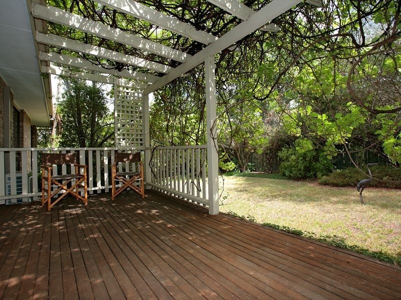 22 Buntine Crescent, Isaacs ACT 2607