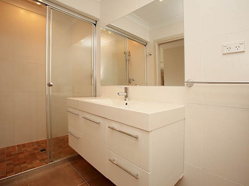 9 Fuller Street, Deakin ACT 2600