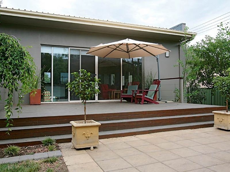 9 Fuller Street, Deakin ACT 2600