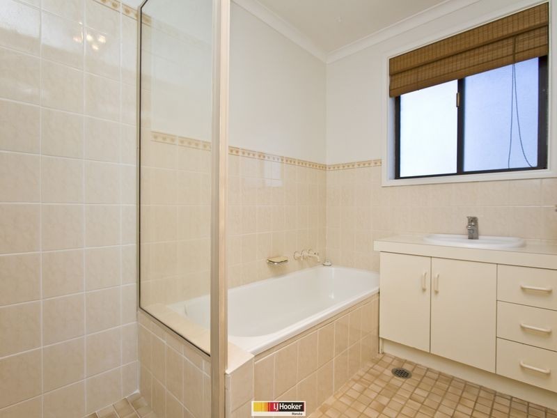 14 Bunny Street, Weston ACT 2611