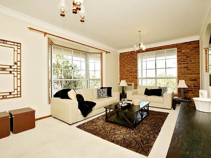 1 Gladman Close, Isaacs ACT 2607