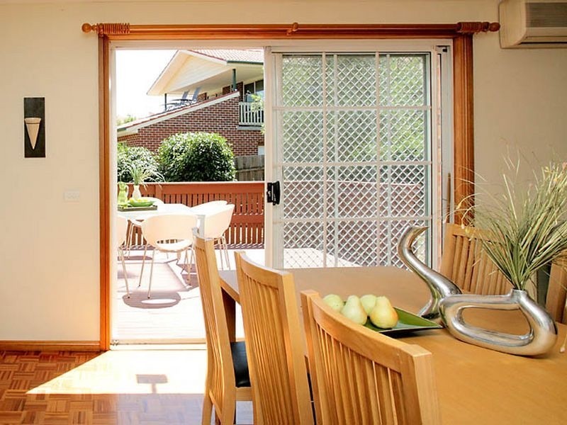 1 Gladman Close, Isaacs ACT 2607