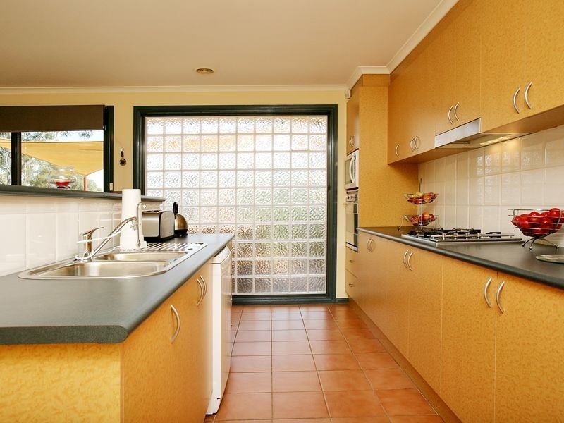 8 Lange Place, Bruce ACT 2617
