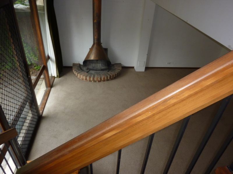 11 Maclachlan Street, Holder ACT 2611