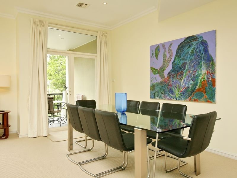 13/20 New South Wales Crescent, Forrest ACT 2603
