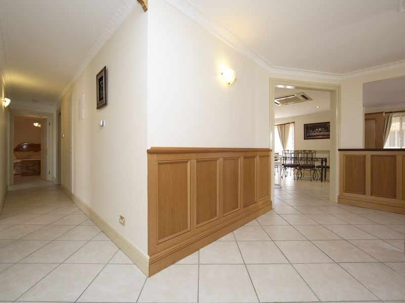 10 Tarrant Crescent, Dunlop ACT 2615