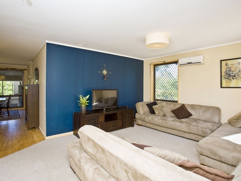 11 Sadleir Place, Charnwood ACT 2615