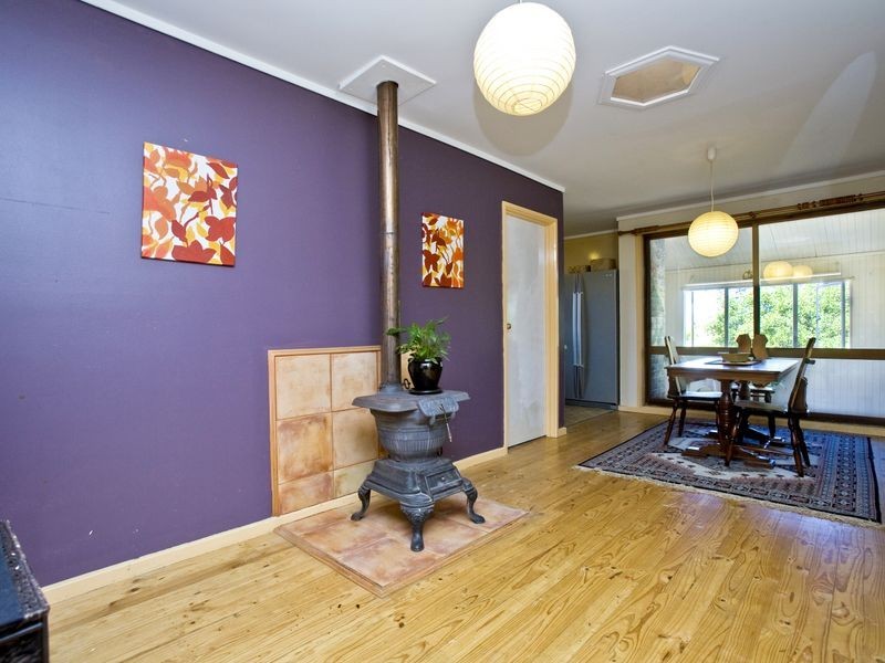 11 Sadleir Place, Charnwood ACT 2615