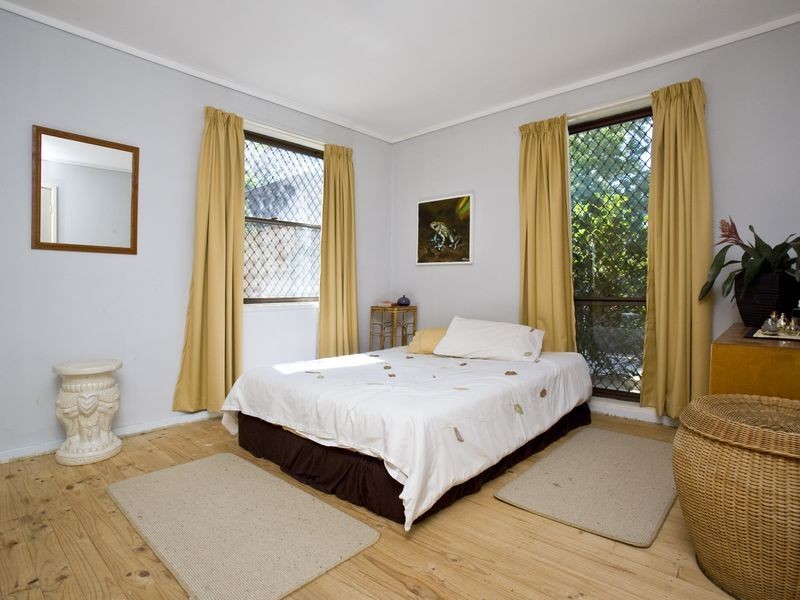 11 Sadleir Place, Charnwood ACT 2615