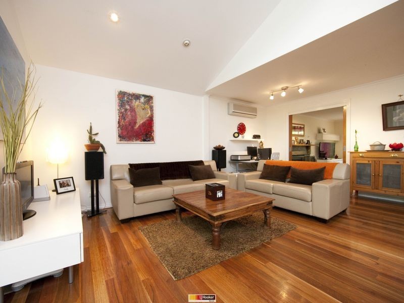 286 Goyder Street, Narrabundah ACT 2604