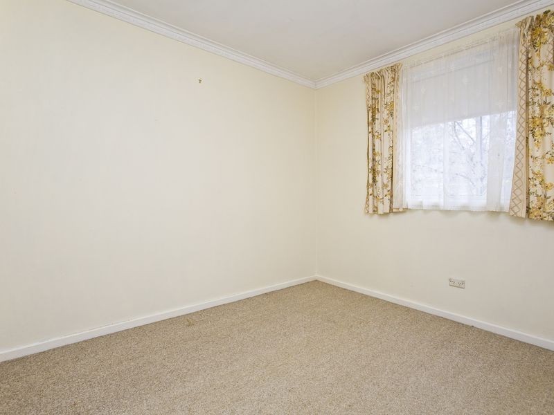 16 Glasgow Street, Hughes ACT 2605