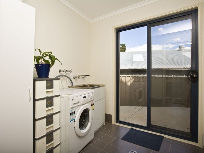 6/19 Dodsworth Street, Queanbeyan NSW 2620