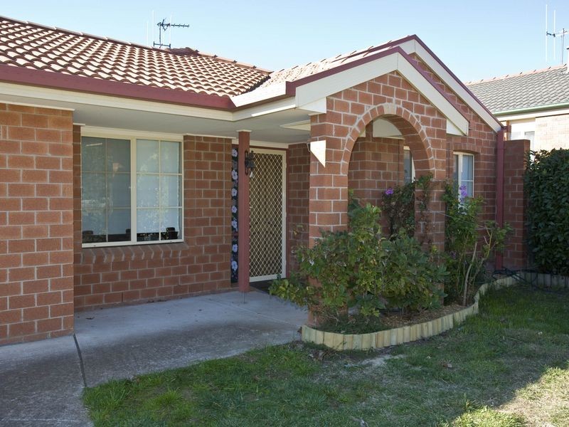 8 Slight Place, Holt ACT 2615