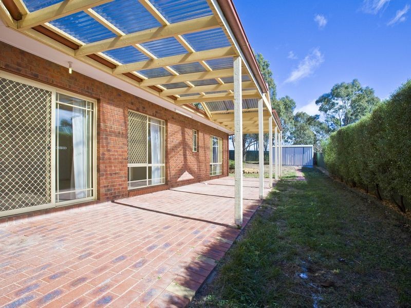 35 Burrumarra Avenue, Ngunnawal ACT 2913