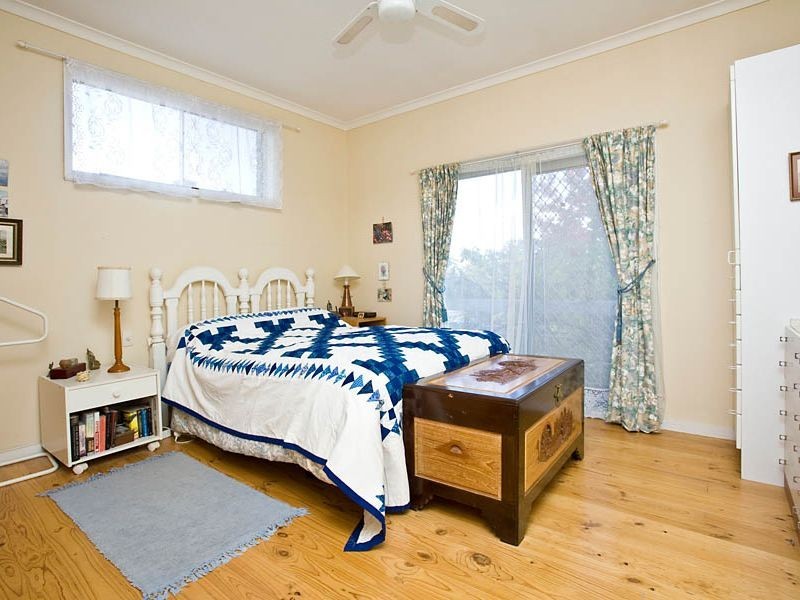 49 Gilmore Crescent, Garran ACT 2605