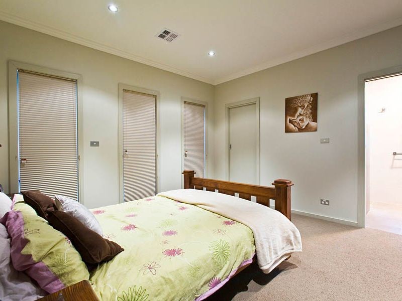 10 De Mole Street, Dunlop ACT 2615