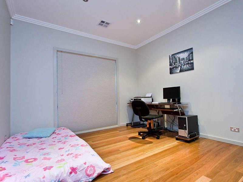 10 De Mole Street, Dunlop ACT 2615