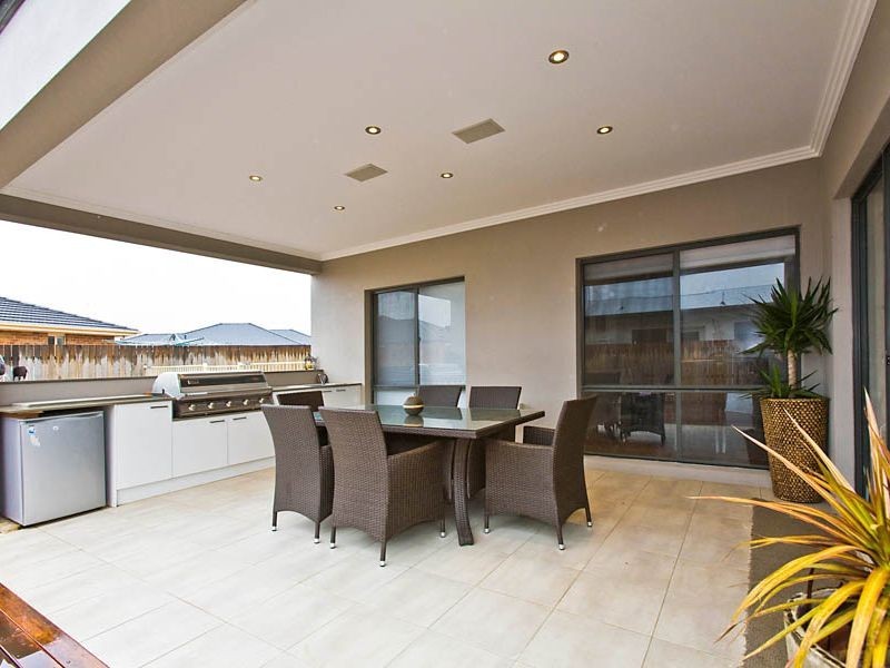 10 De Mole Street, Dunlop ACT 2615