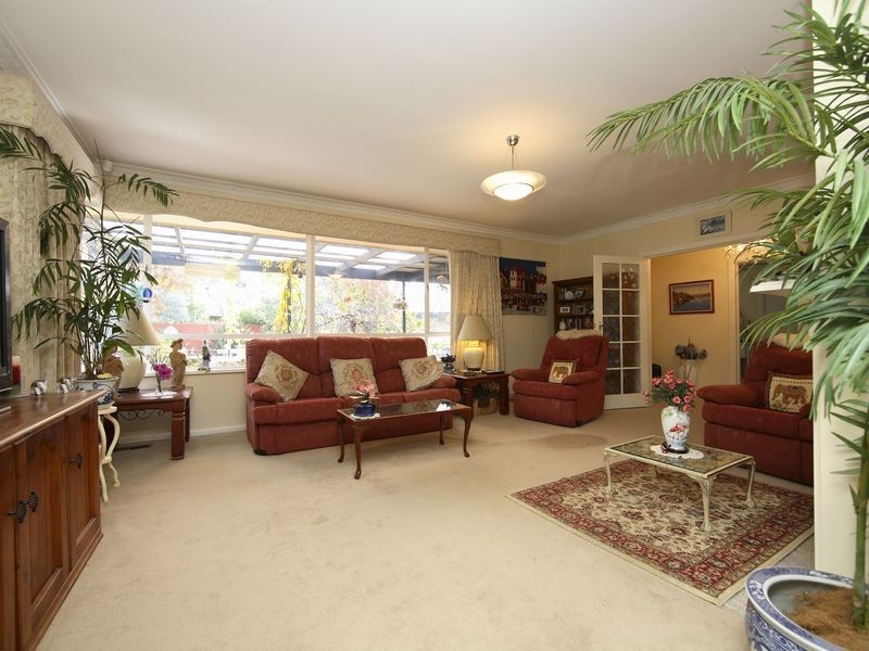 15 Gledden Street, Chifley ACT 2606