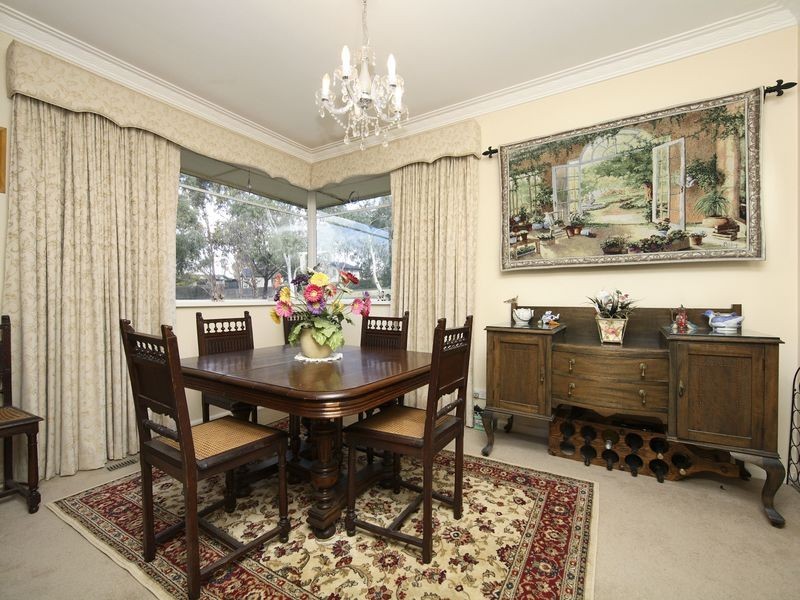 15 Gledden Street, Chifley ACT 2606