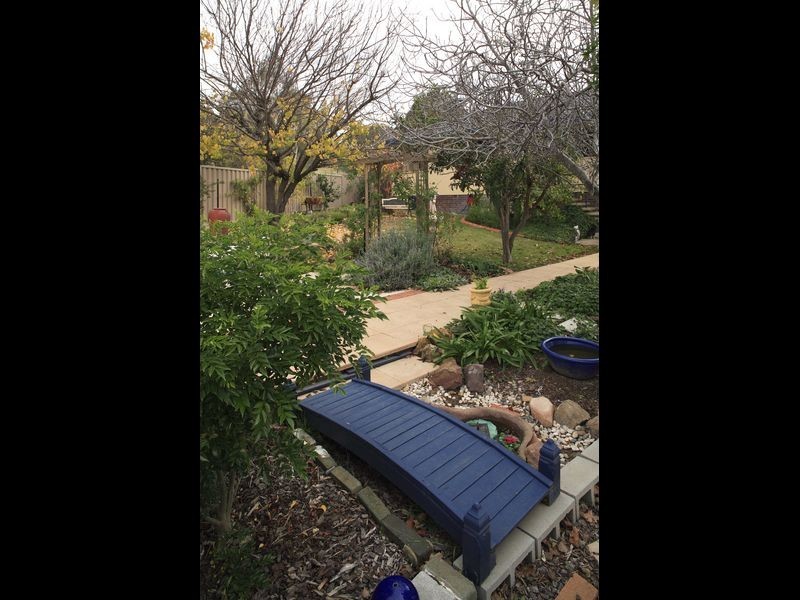 15 Gledden Street, Chifley ACT 2606