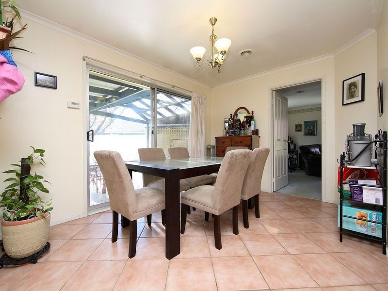 28 Stanfield Close, Kambah ACT 2902