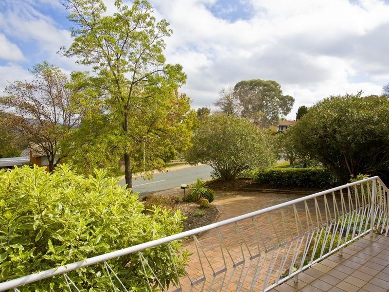 39 Spafford Crescent, Farrer ACT 2607