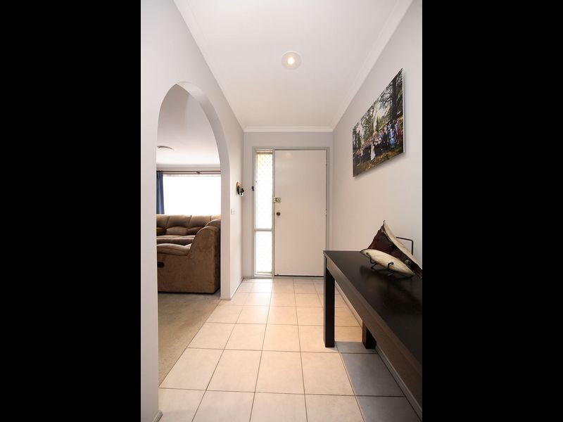 19 Outtrim Avenue, Calwell ACT 2905