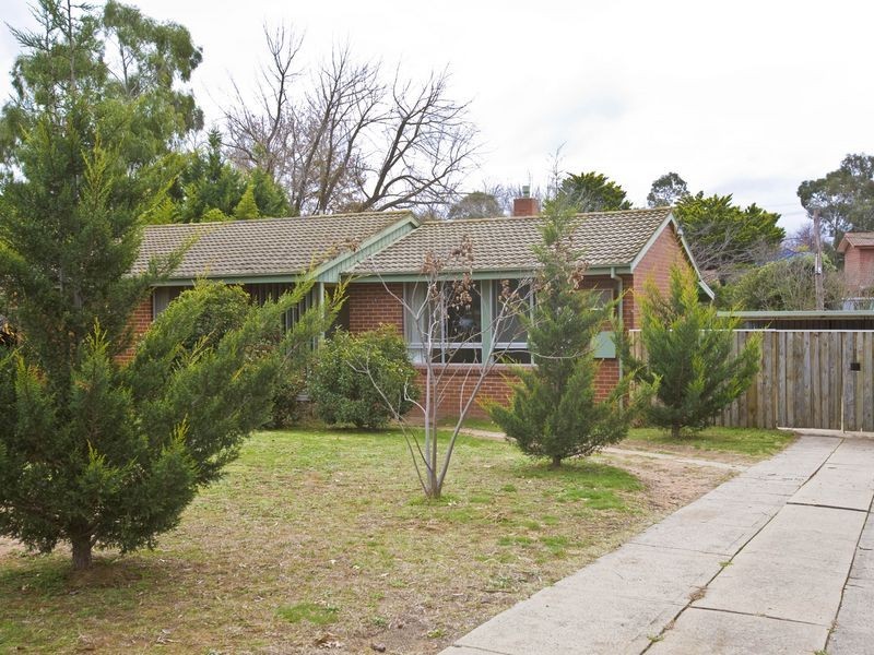 136 Goyder Street, Narrabundah ACT 2604