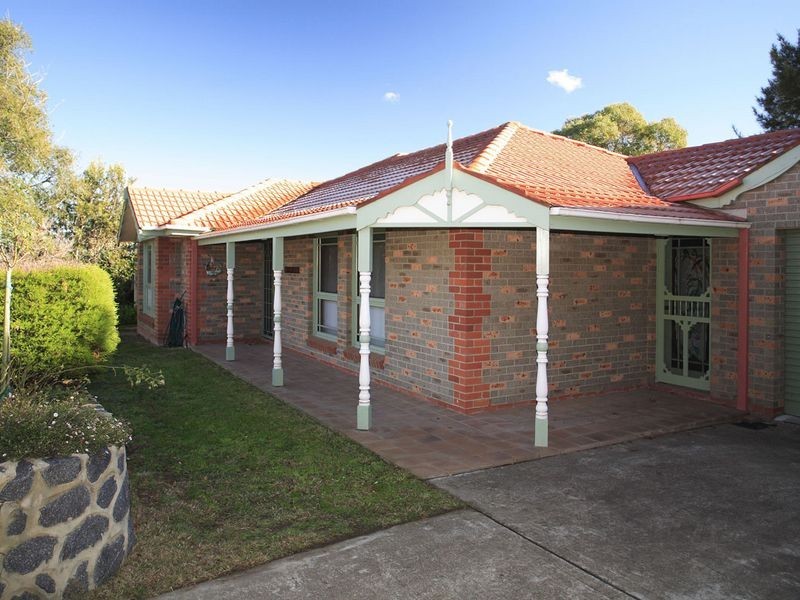 5 Jasmine Gardens, Jerrabomberra NSW 2619