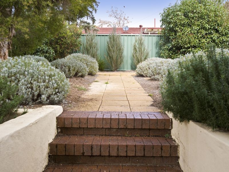 13 Yiman Street, Waramanga ACT 2611