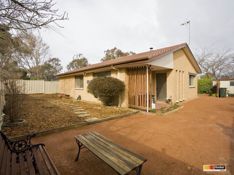13 Warby Place, Charnwood ACT 2615