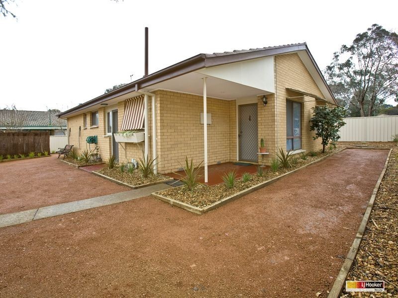 13 Warby Place, Charnwood ACT 2615