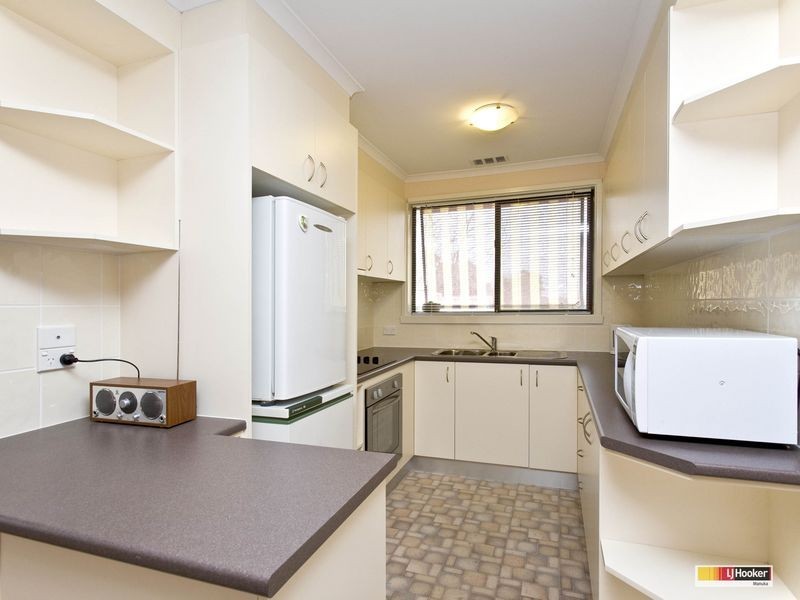 13 Warby Place, Charnwood ACT 2615