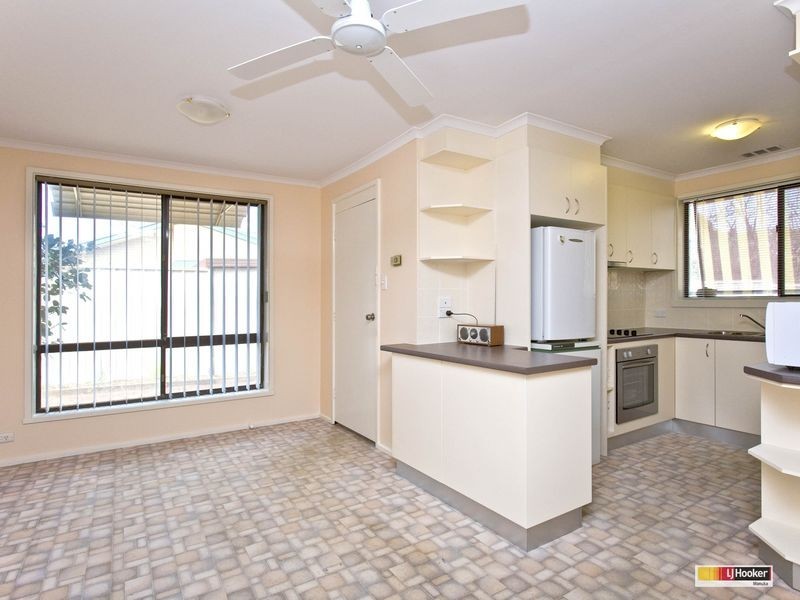 13 Warby Place, Charnwood ACT 2615