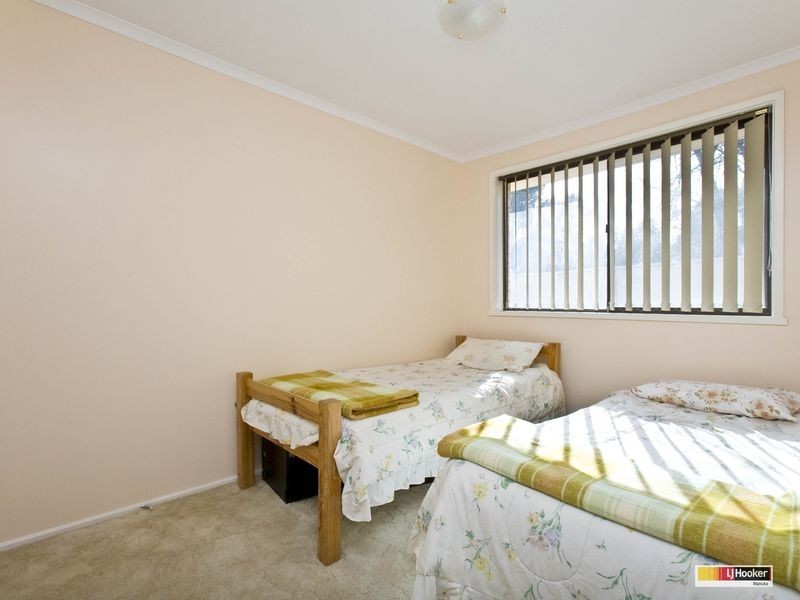 13 Warby Place, Charnwood ACT 2615