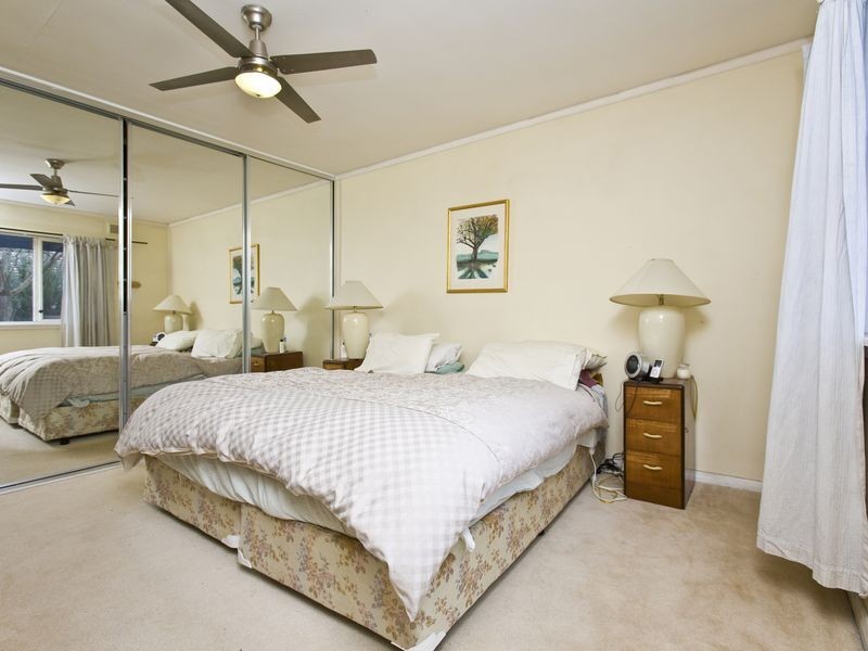3 Narambi Street, Narrabundah ACT 2604