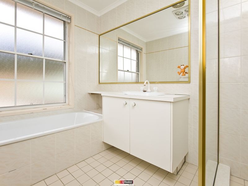 37 Rowntree Crescent, Isaacs ACT 2607