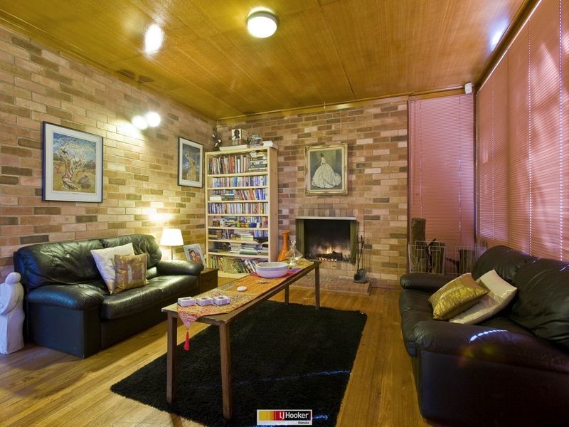 96 Captain Cook Crescent, Griffith ACT 2603