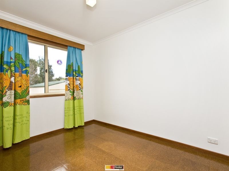 4 Mattingley Court, Banks ACT 2906