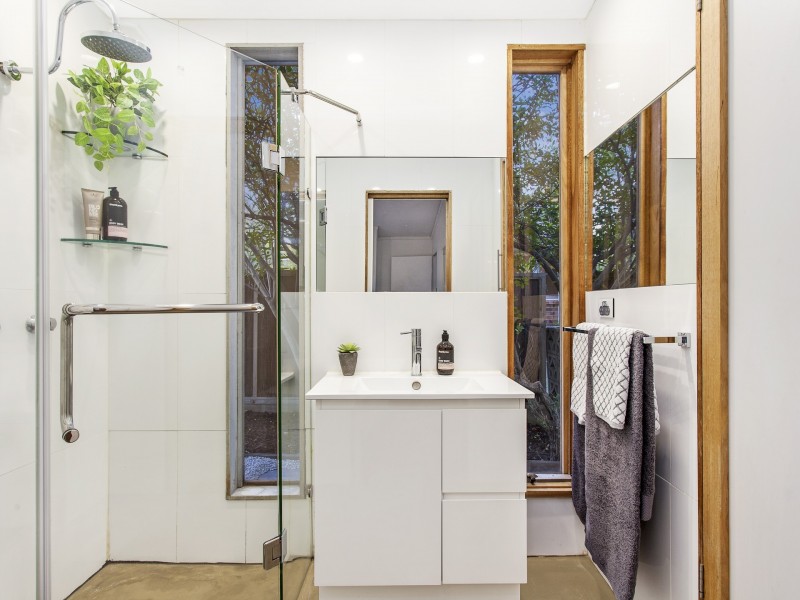 71 Walker Crescent, Narrabundah ACT 2604