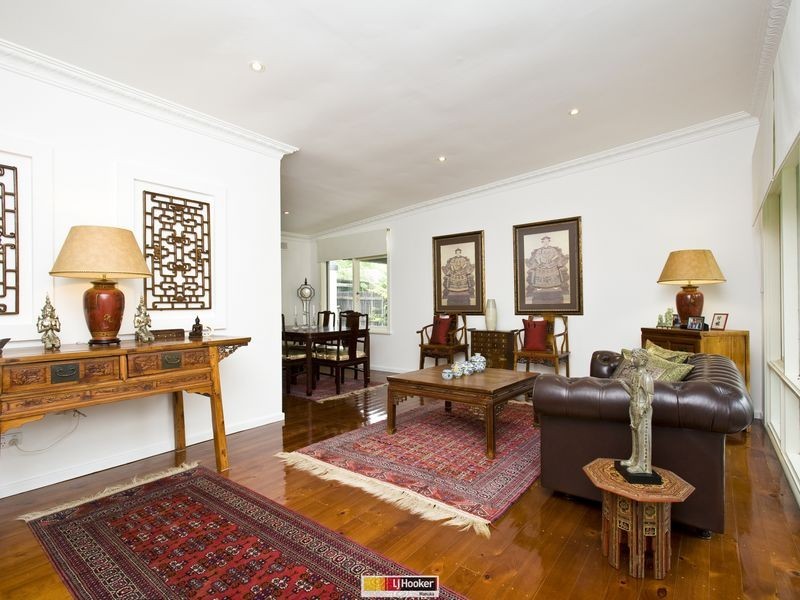 89 Cowper Street, Dickson ACT 2602