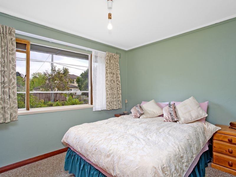 72 Captain Cook Crescent, Griffith ACT 2603
