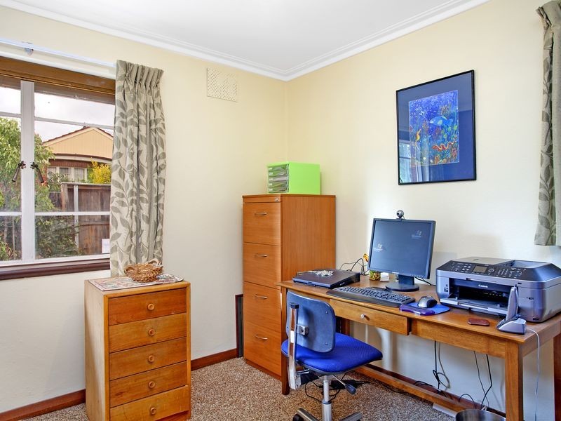 72 Captain Cook Crescent, Griffith ACT 2603