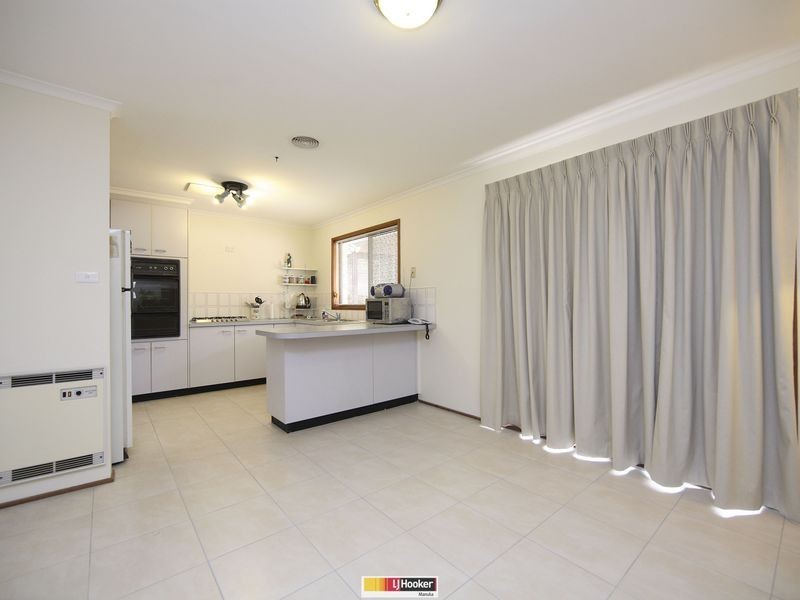 12 Burtt Crescent, Calwell ACT 2905